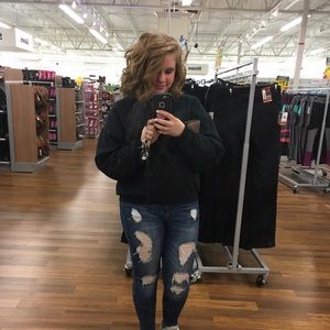 Meet your Posher, Mirranda